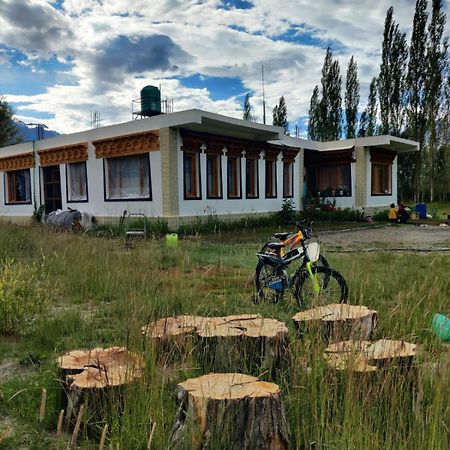 Nubra Holiday Deskit Екстер'єр фото
